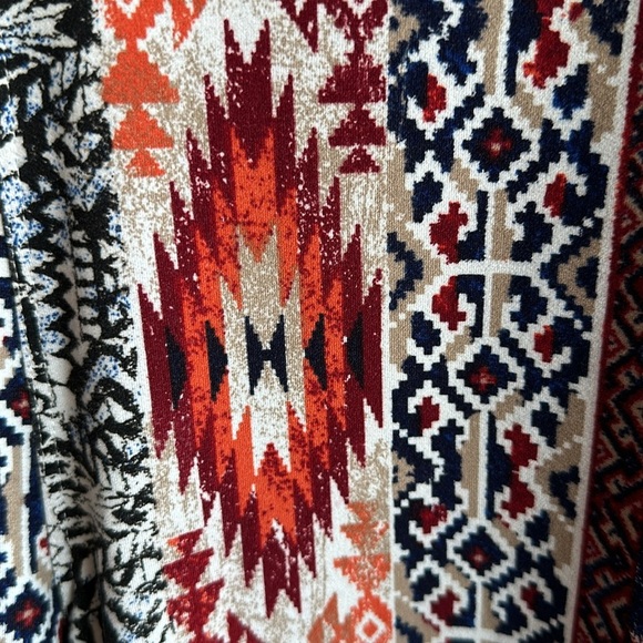 Aztec print buttery soft boho gaucho pants, size L - Picture 6 of 8